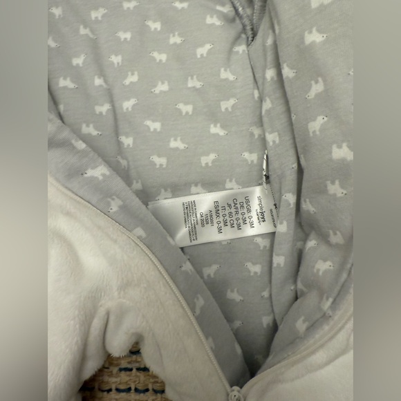 LIKE NEW! Carter’s footed pram, winter suit for baby 0-3 months - Picture 3 of 6